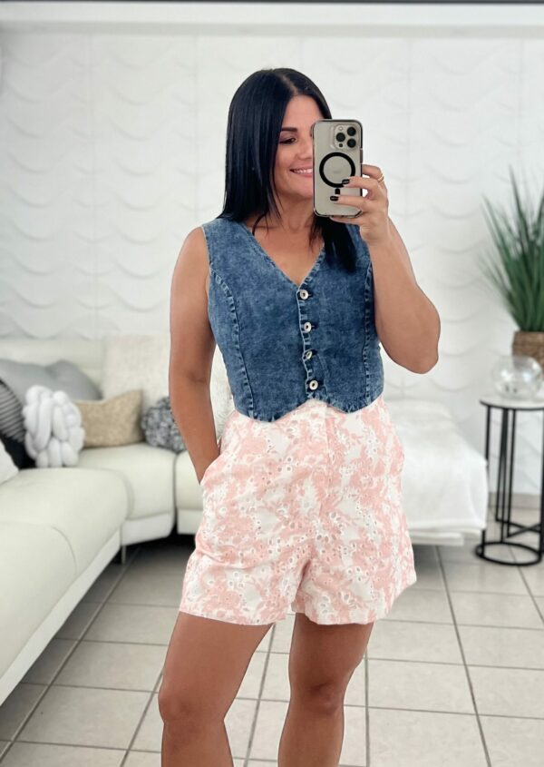 Peach floral eyelet SHORT